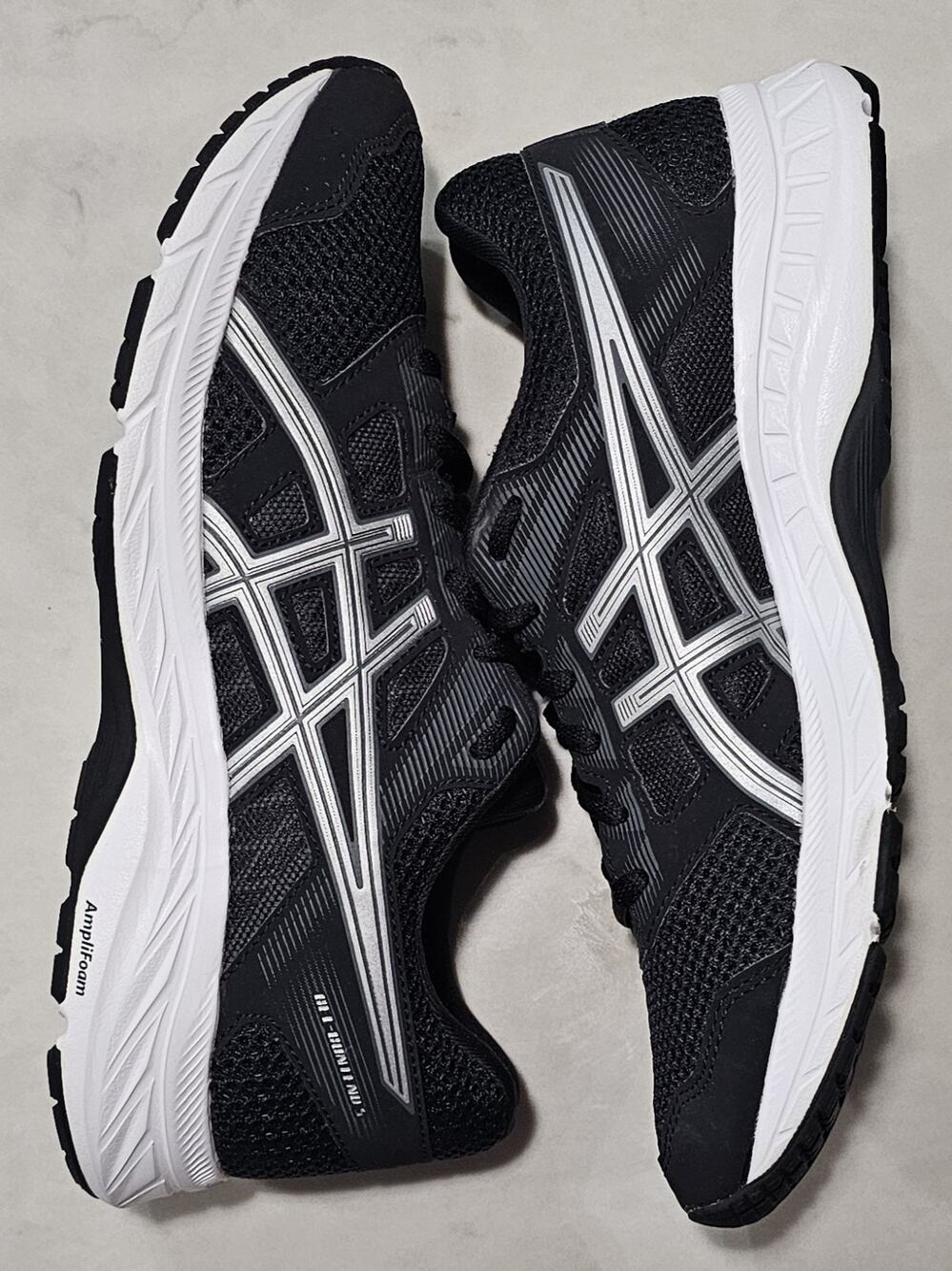 Asics Gel-Contend 5 Men's Running Shoes Size 8.5 Black Silver Athletic Sneakers